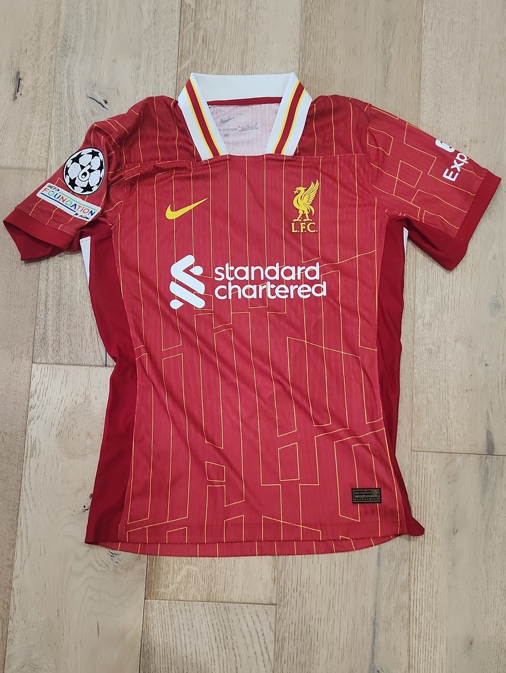 Liverpool Large Red Home Jersey with Gold Details #7 LVIS DIAZ